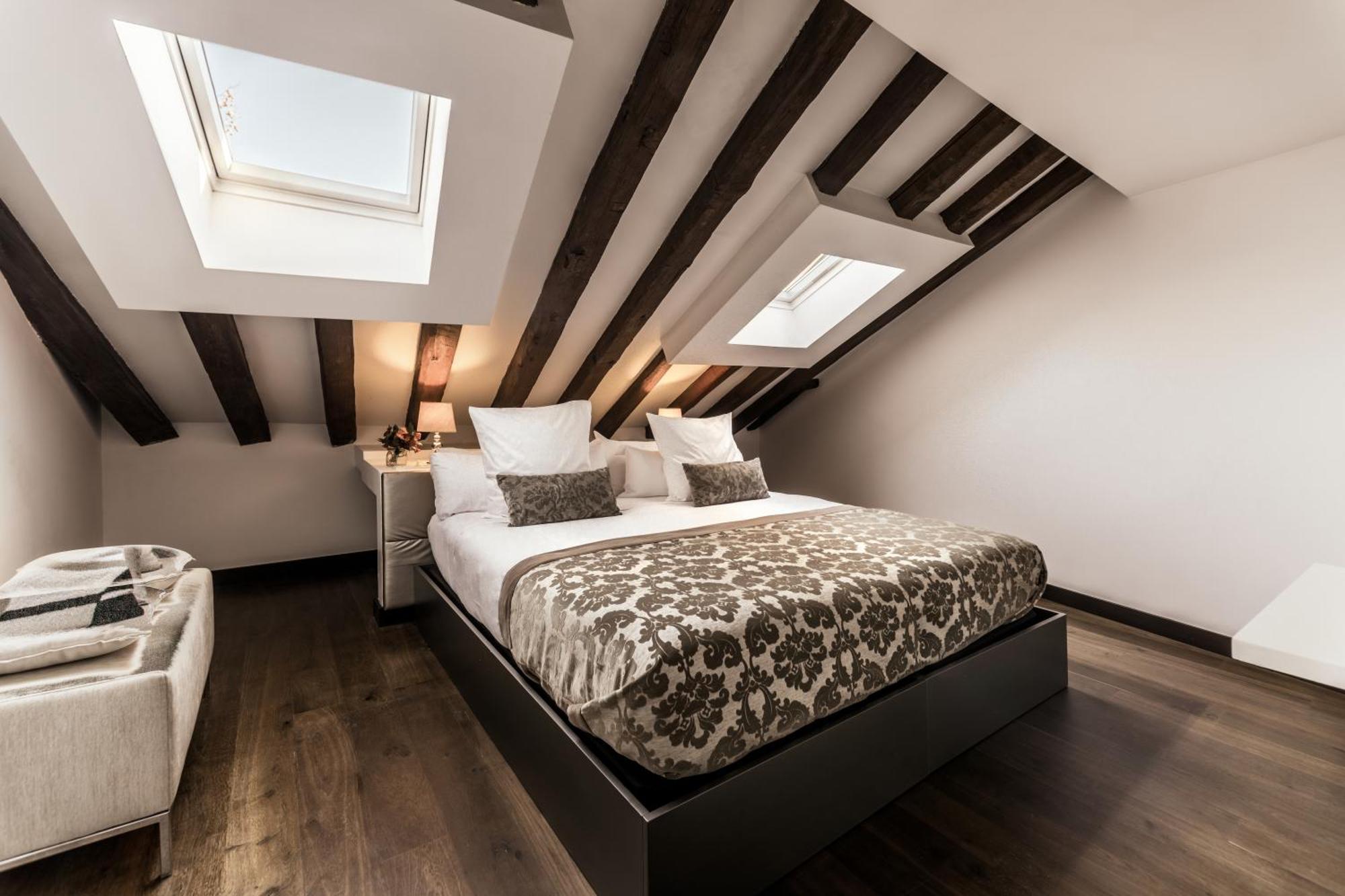 Hospes Puerta De Alcala, A Member Of Design Hotels Мадрид Экстерьер фото A room at the hotel